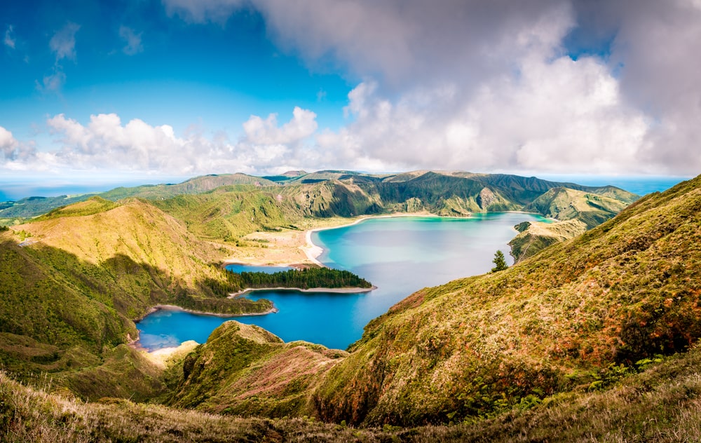 Entdecke die Azoren-Insel São Miguel mit dem Mietwagen