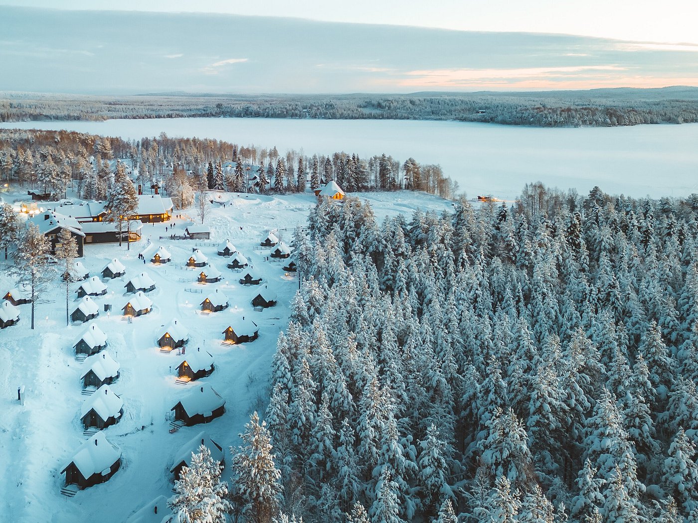 Apukka Resort Rovaniemi (Aurora Cabin/ Glasiglu)
