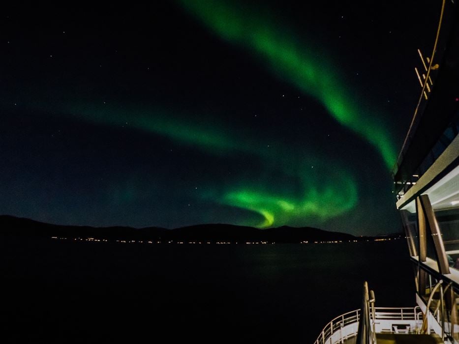 Dinner-Bootsfahrt unter den Polarlichtern
