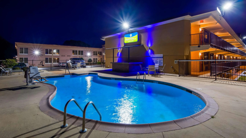 Best Western Premier NYC Gateway Hotel (North Bergen)