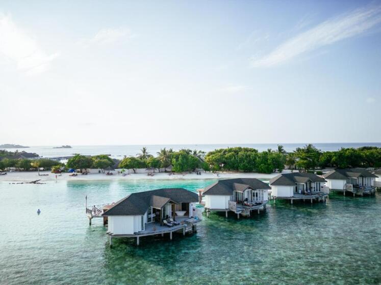 Cinnamon Dhonveli Maldives Resort (Water Villa)