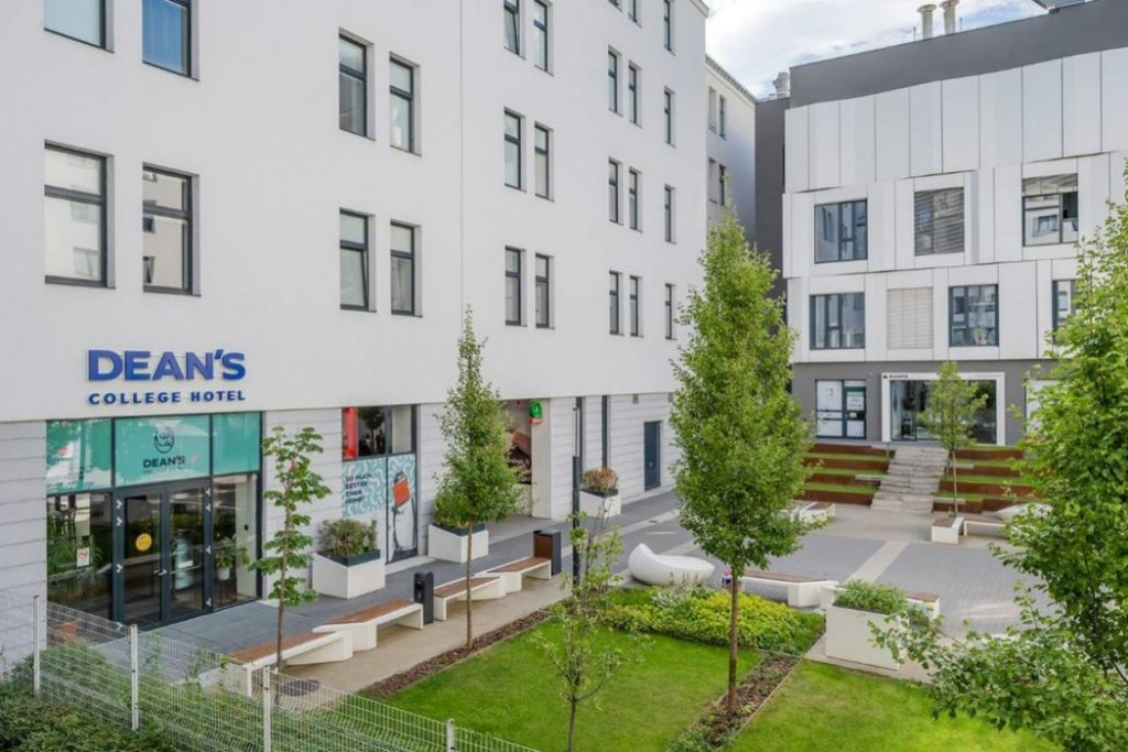 Dean’s Home (Budapest)