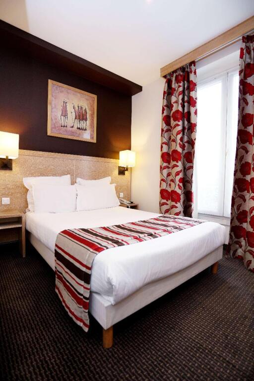 Grand Hotel Dore Paris