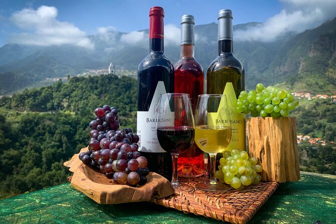 Weinverkostung, Weinberge, Skywalk & Jeep-Abenteuer