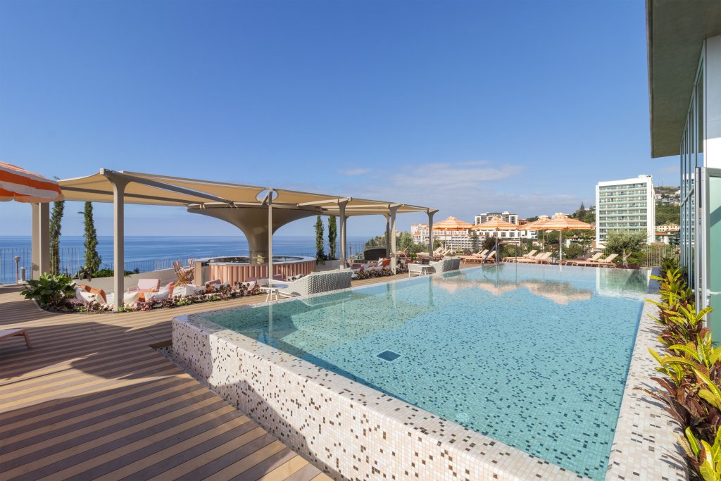 Next Hotel (Funchal)