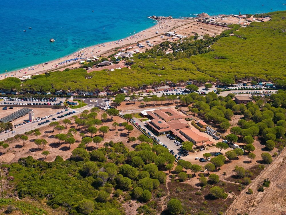 Petri Marini Hotel & Resort (Aglientu)