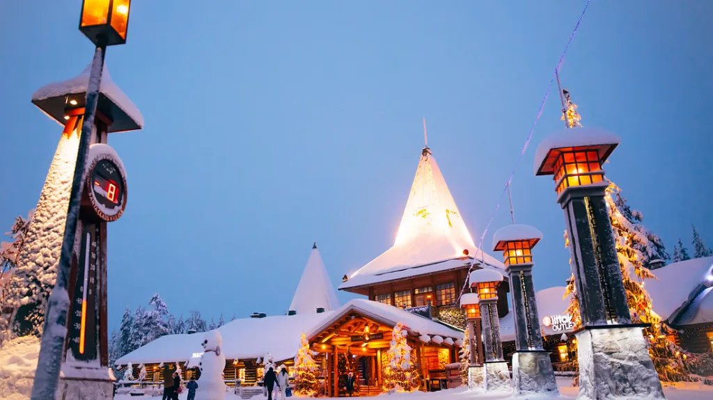 Tour durch das Santa Claus Village