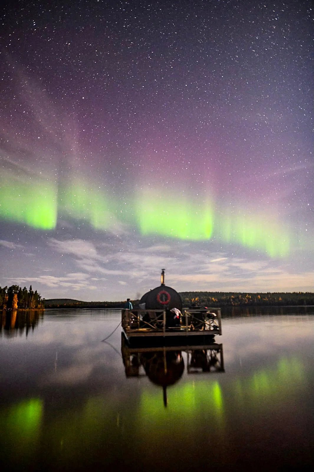 Privates traditionelles Saunaboot-Erlebnis mit Nordlichtern