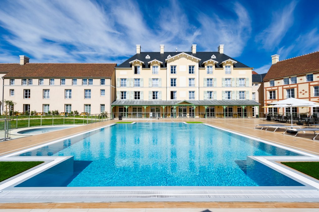 Staycity Aparthotels, Near Disneyland® Paris
