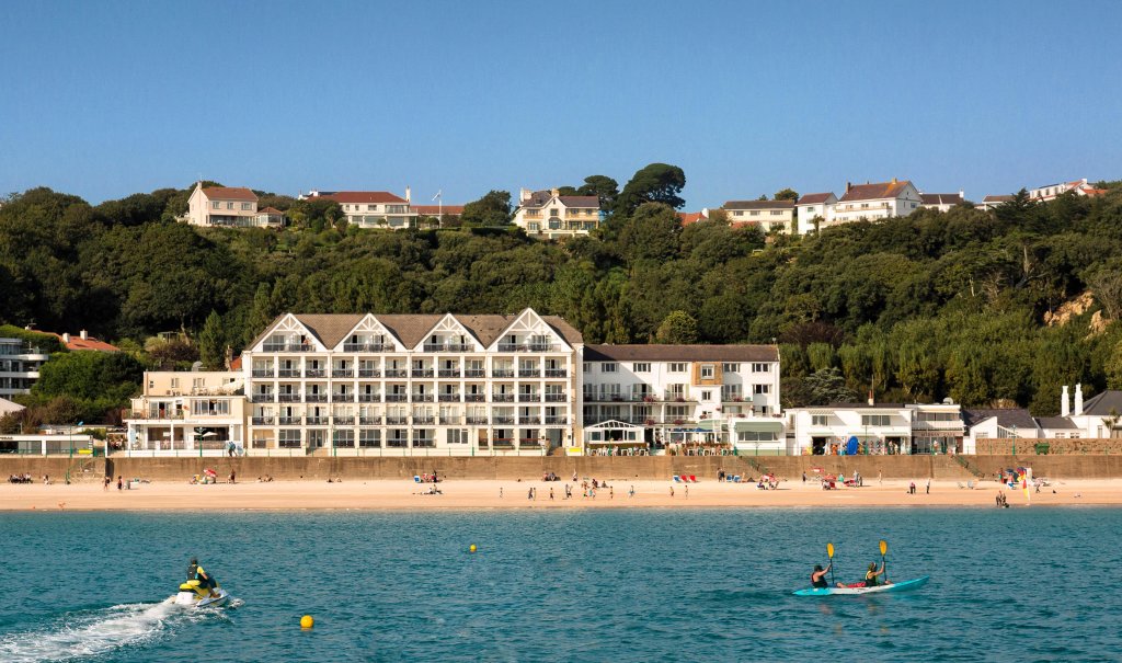 The Golden Sands (St. Brelade)
