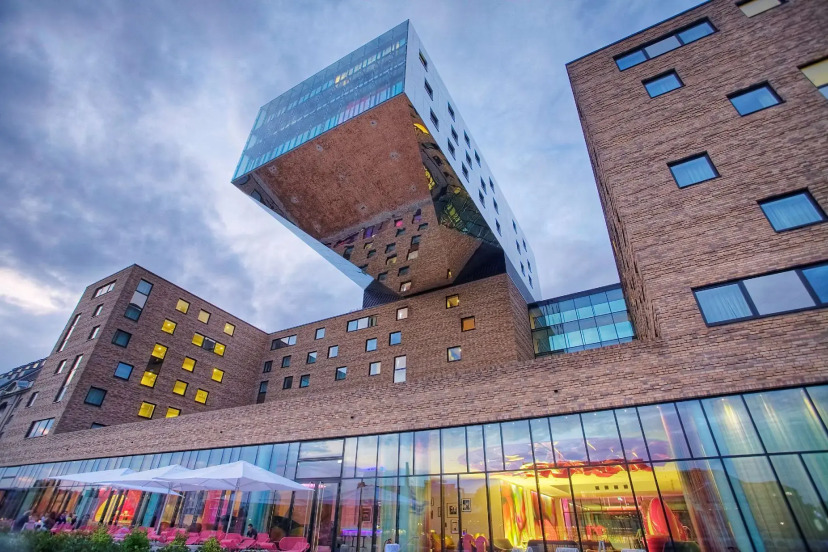 nhow Berlin Hotel (Berlin)