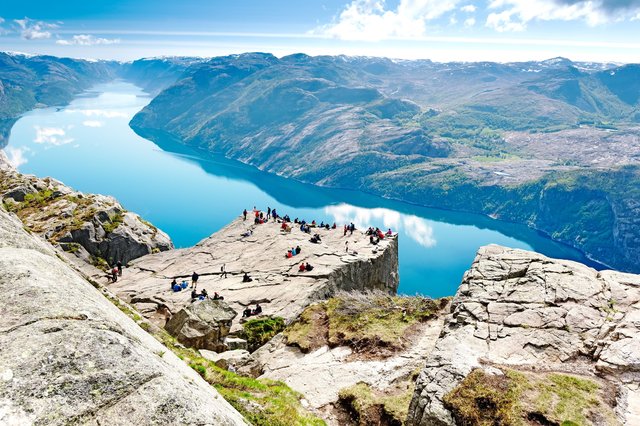 Über den Hardangerfjord nach Stavanger – unterwegs zum berühmten Preikestolen