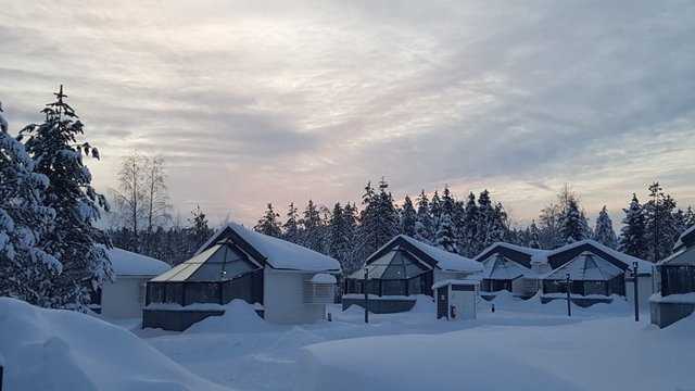 Iglu-Erlebnis unter dem Polarhimmel – Ruhe, Romantik & Nordlichtblick