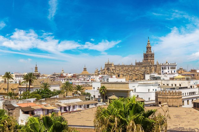 Sevilla – Andalusische Lebensfreude & königliche Pracht