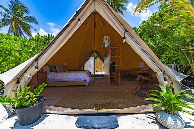 Außergewöhnliche Tented Lodge im 5★ The Maverick Surf & Dive Boutique Hotel