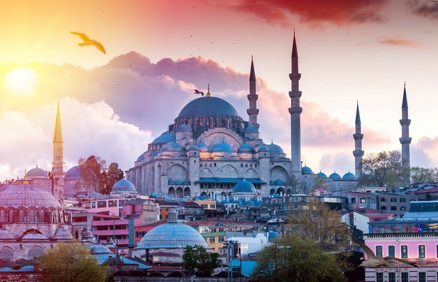 Istanbul – Magische Metropole zwischen Europa & Asien